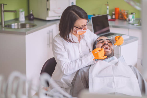 Best Emergency Dental Care for Broken or Chipped Teeth in Edcouch, TX